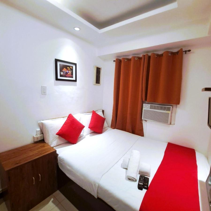 Makati Poblacion Hotel ماندالويونغ المظهر الخارجي الصورة